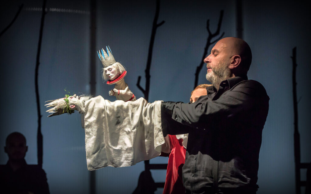 frank-alexander-engel--figurentheater-regie-puppen-kostueme-ausstattung--koenig-lear--william-shakespeare--theater-waidspeicher--2017-bild-jpg.9